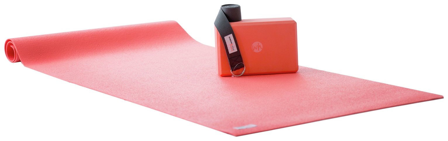 Women's Health Yoga Mat Set