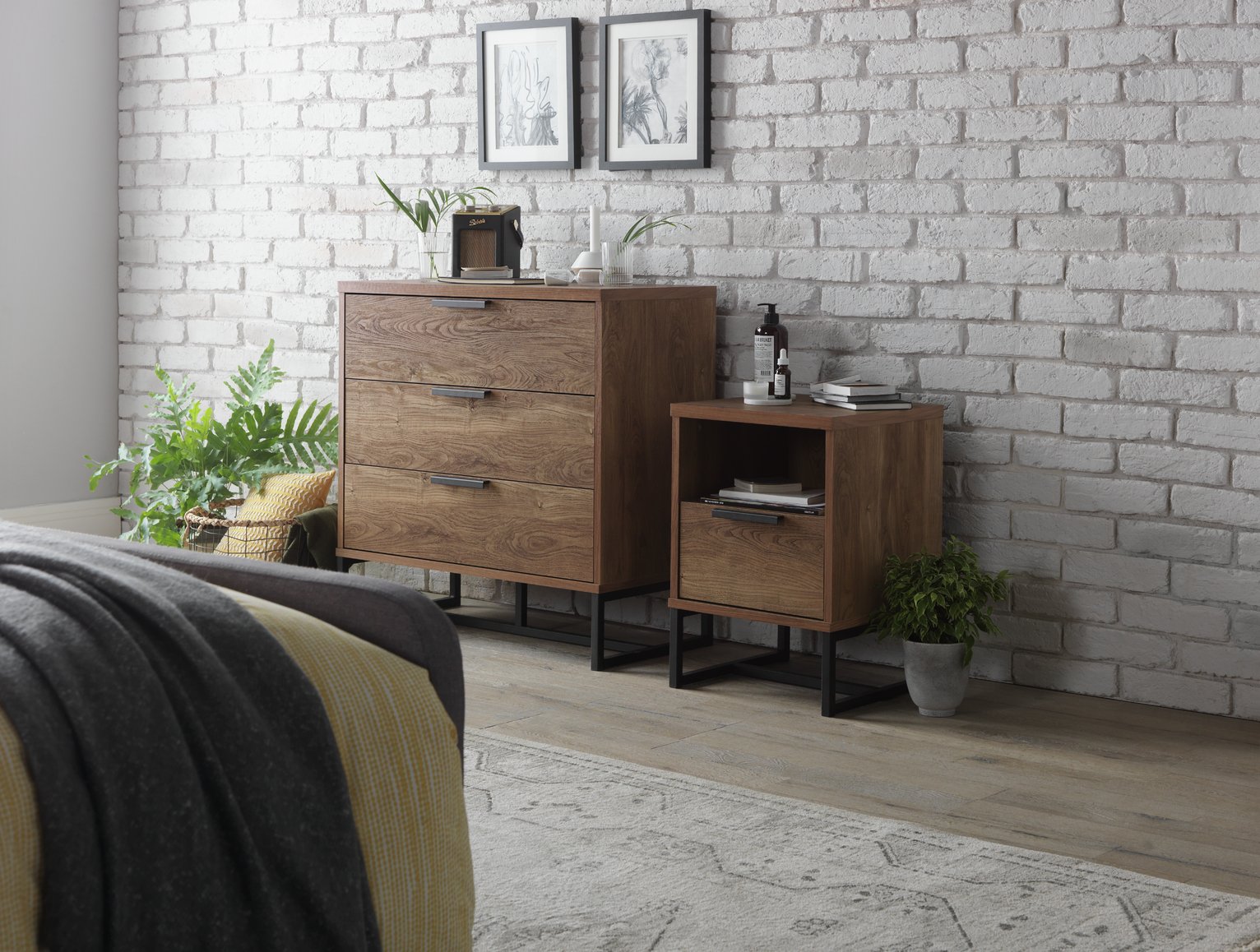 Argos Home Nomad Bedside & 3 Drawer Chest Set Review