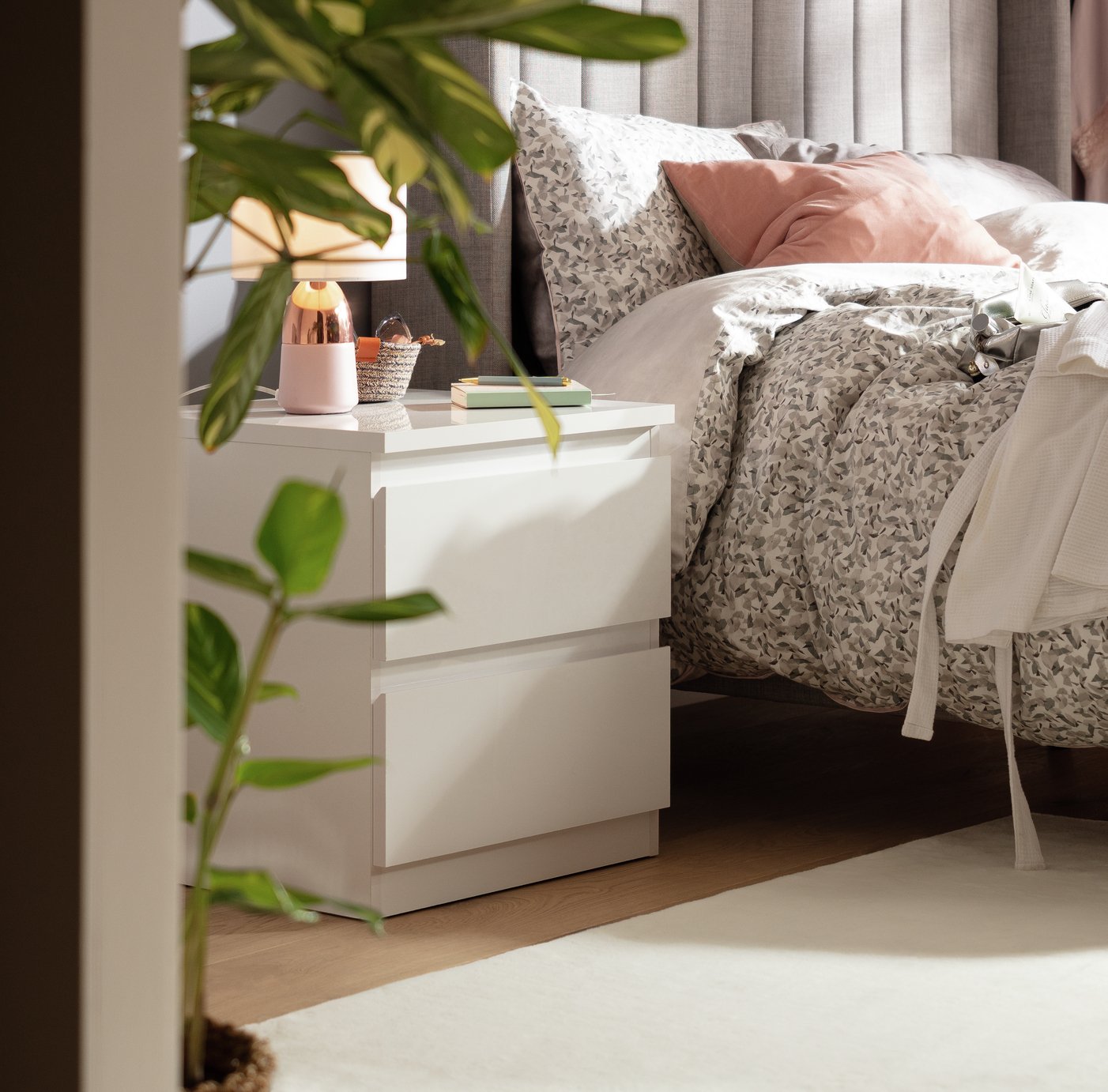 Argos Home Jenson Gloss 2 Drawer Bedside Reviews