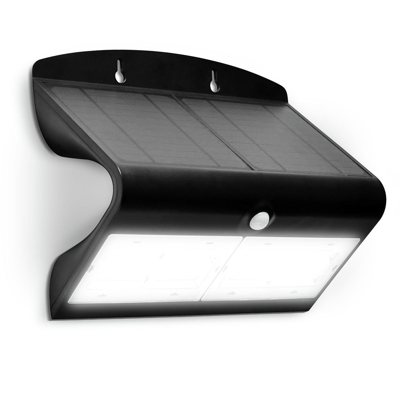 Luceco 800 Lumens Solar Floodlight Review