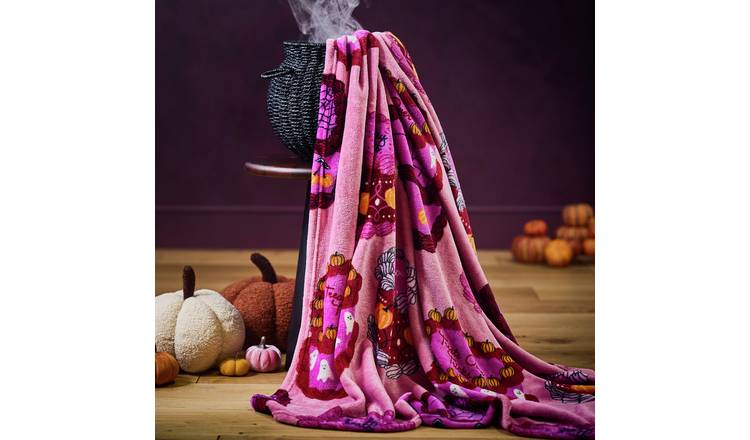 Argos Home Cake and Bows Fleece Throw