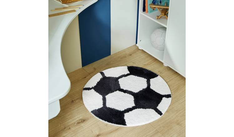 Argos Home Kids Football Shaped Short Pile Rug - 65cm