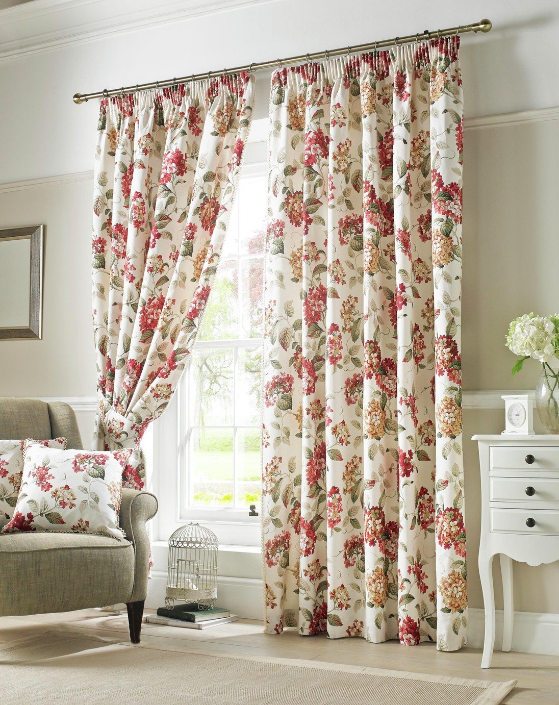Carnaby Lined Pencil Pleat Curtains - 117x183cm - Chintz (5445196 ...