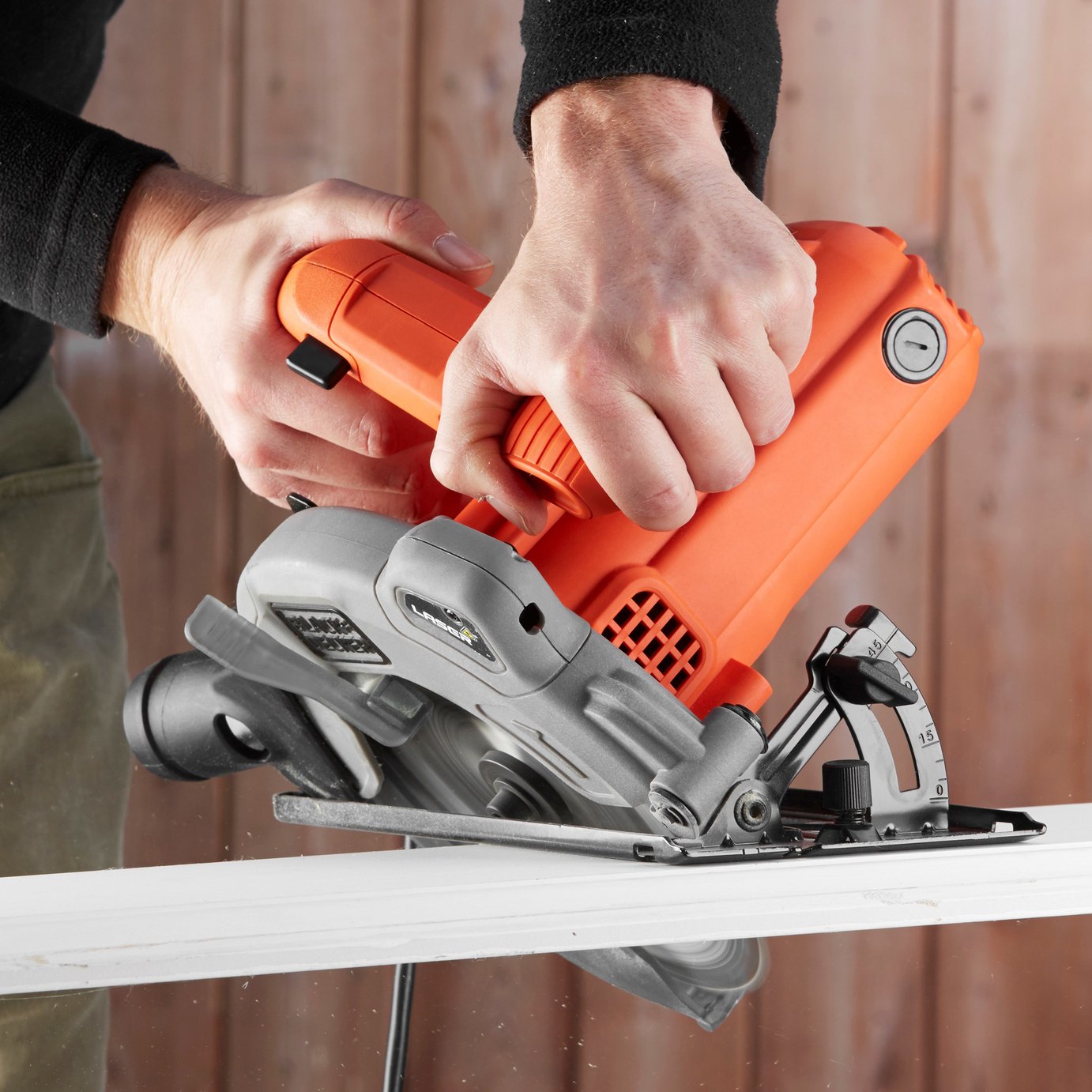 Black & Decker 190mm Circular Saw with Laser Reviews