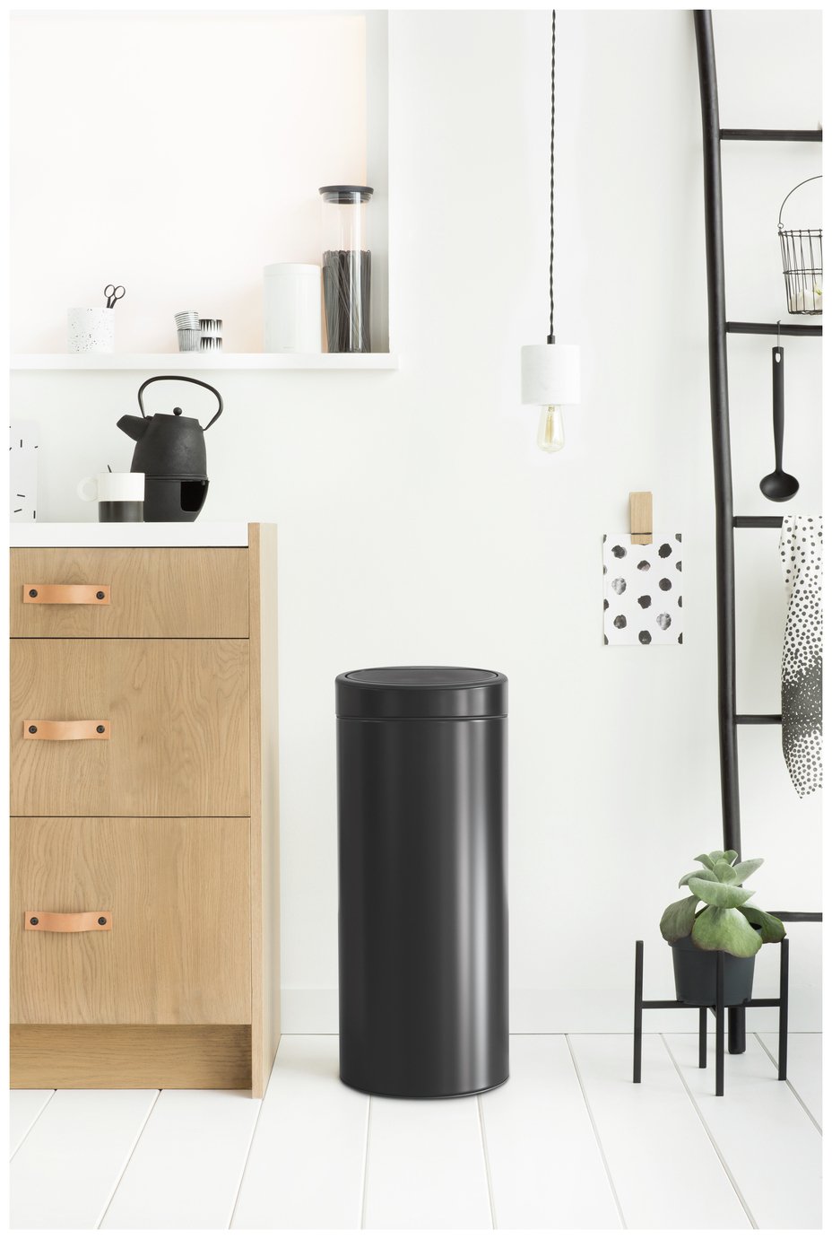 Brabantia 30 Litre Touch Top Kitchen Bin - Black