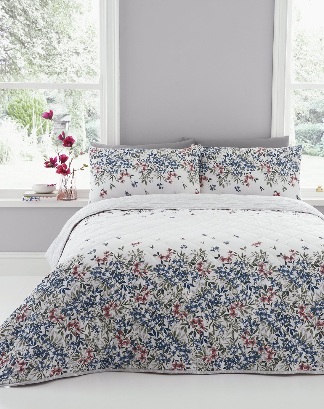 Dreams N Drapes Malinda Throw - Chambray