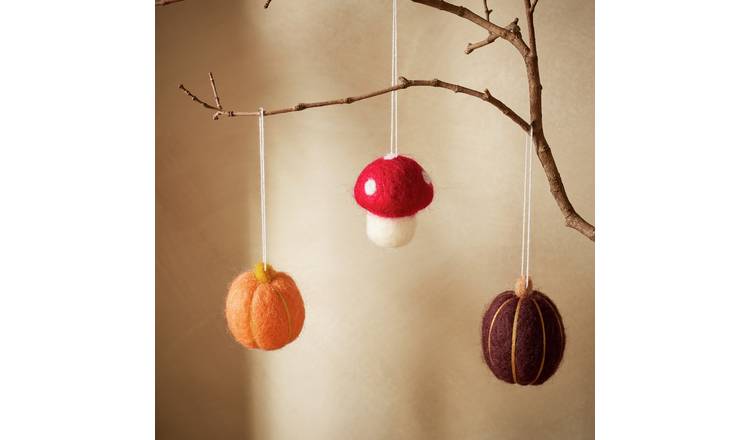 Argos Home Autumnal Felt Hanging Decoration - Pack of 3