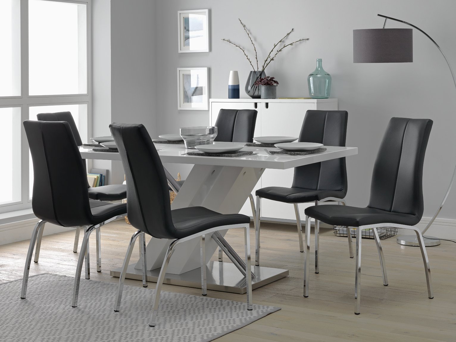 Argos Home Belvoir White Gloss Dining Table & 6 Black Chairs Review