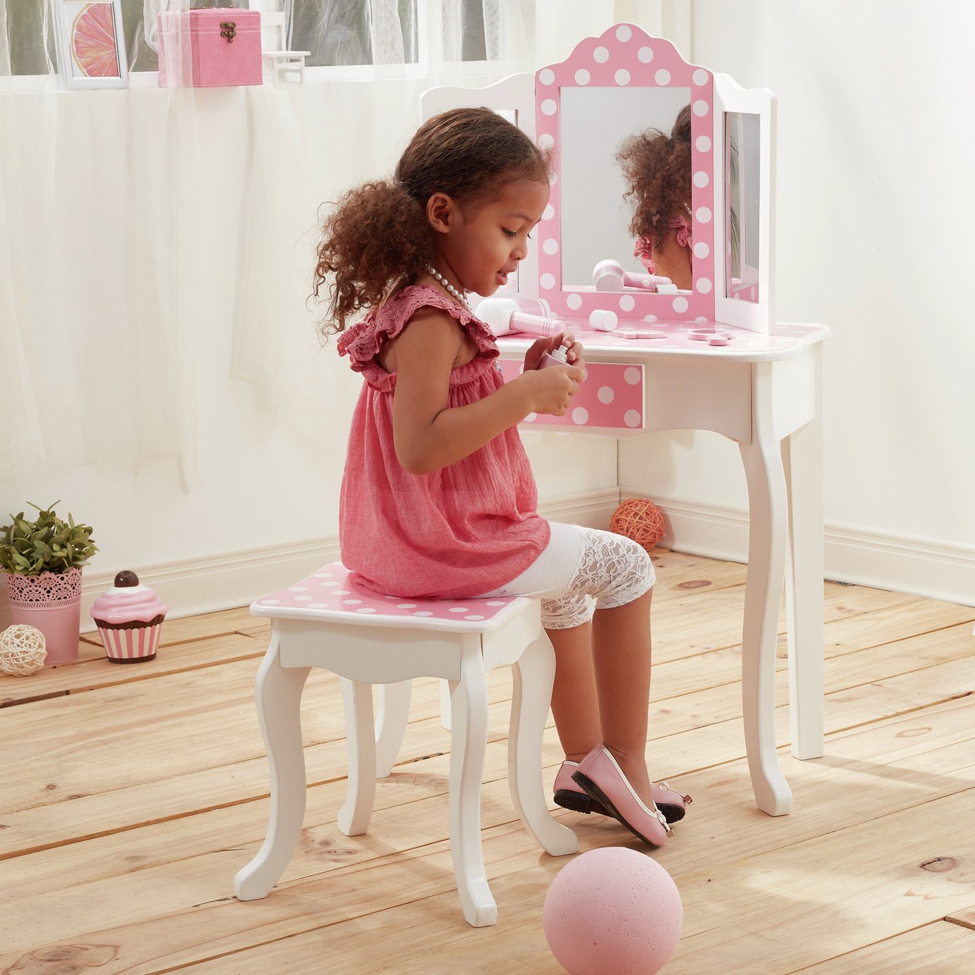 argos toy dressing table
