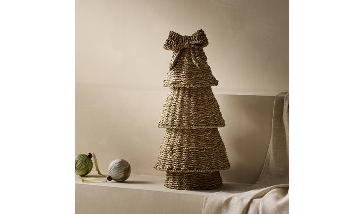 Argos Home Handcrafted Woven Natural Seagrass Standing Christmas Tree