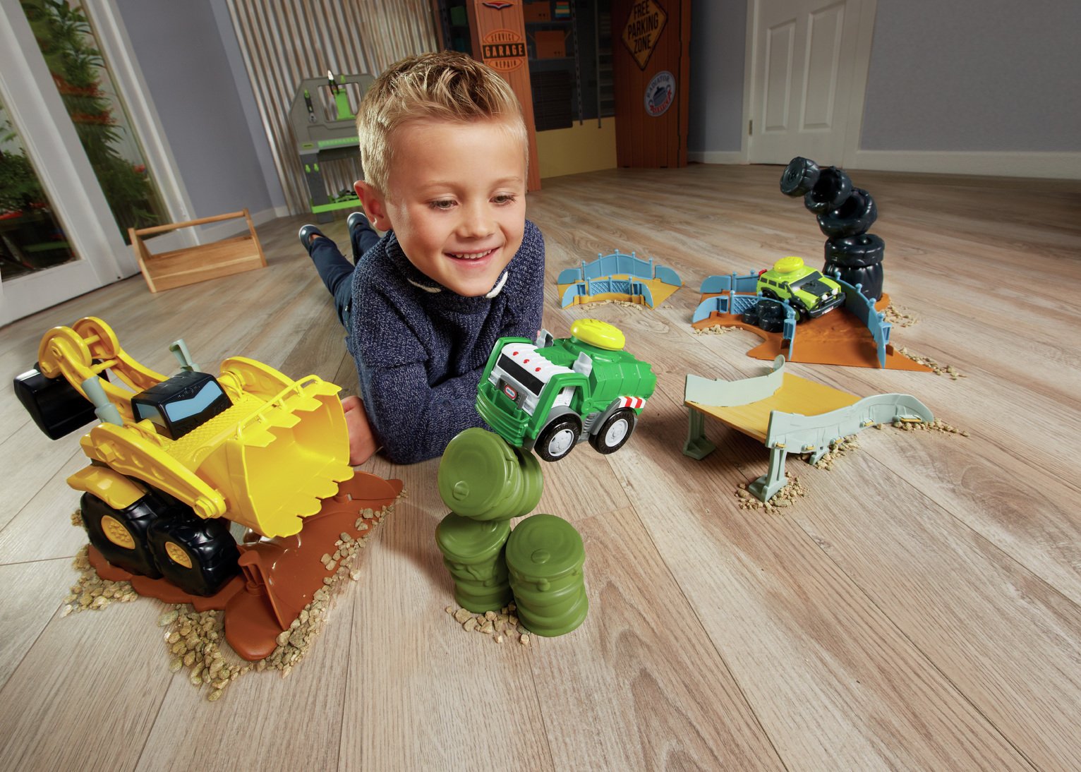 Little Tikes Slammin' Racers Scrapyard Derby review