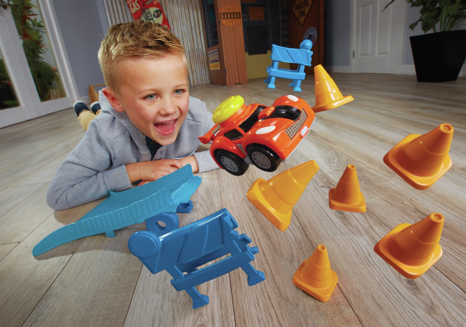 Little Tikes Slammin' Racers Stunt Jump