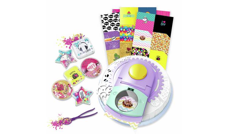 BE U Badge Station Activity Set