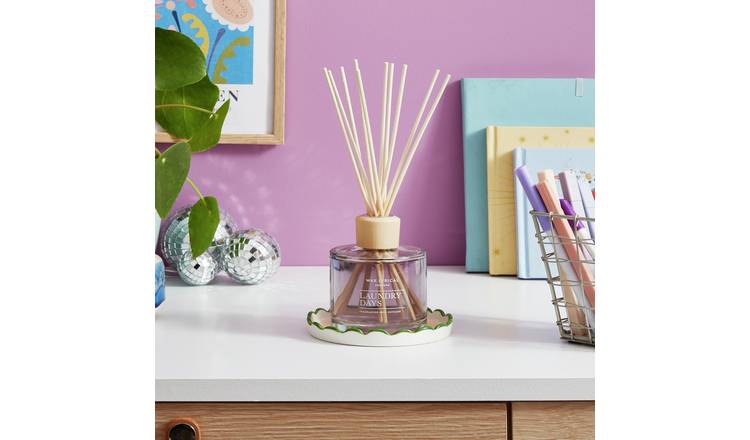 Wax Lyrical 200ml Reed Diffuser - Laundry Days