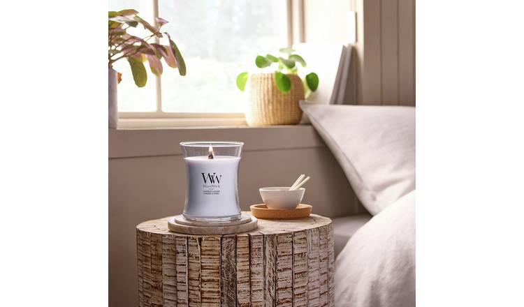 WoodWick Medium Hourglass Jar Candle - Lavender & Cedar