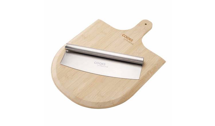 Cooks Professional Pizza Board and Rocking Cutter Set