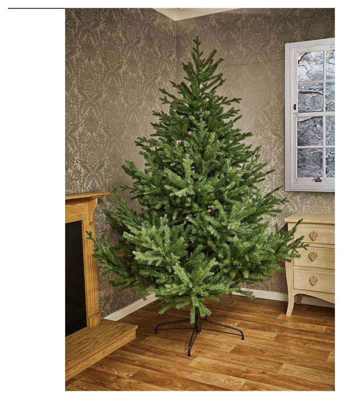 2.1m Glenshee Natural Look Spruce Christmas Tree Reviews
