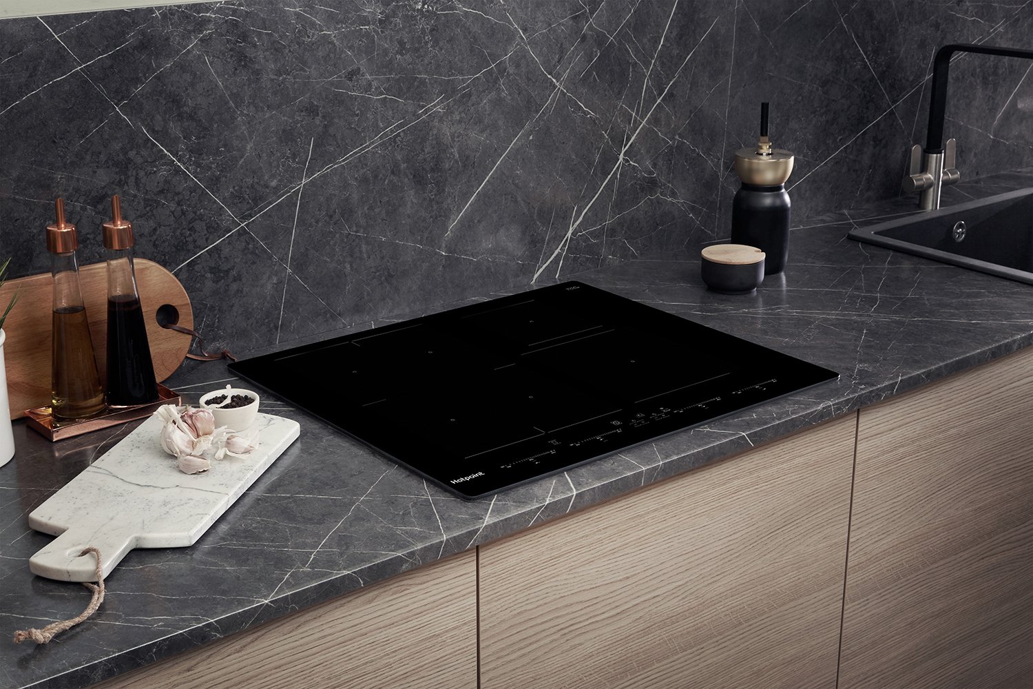 Hotpoint ACC654NE Induction Hob Reviews