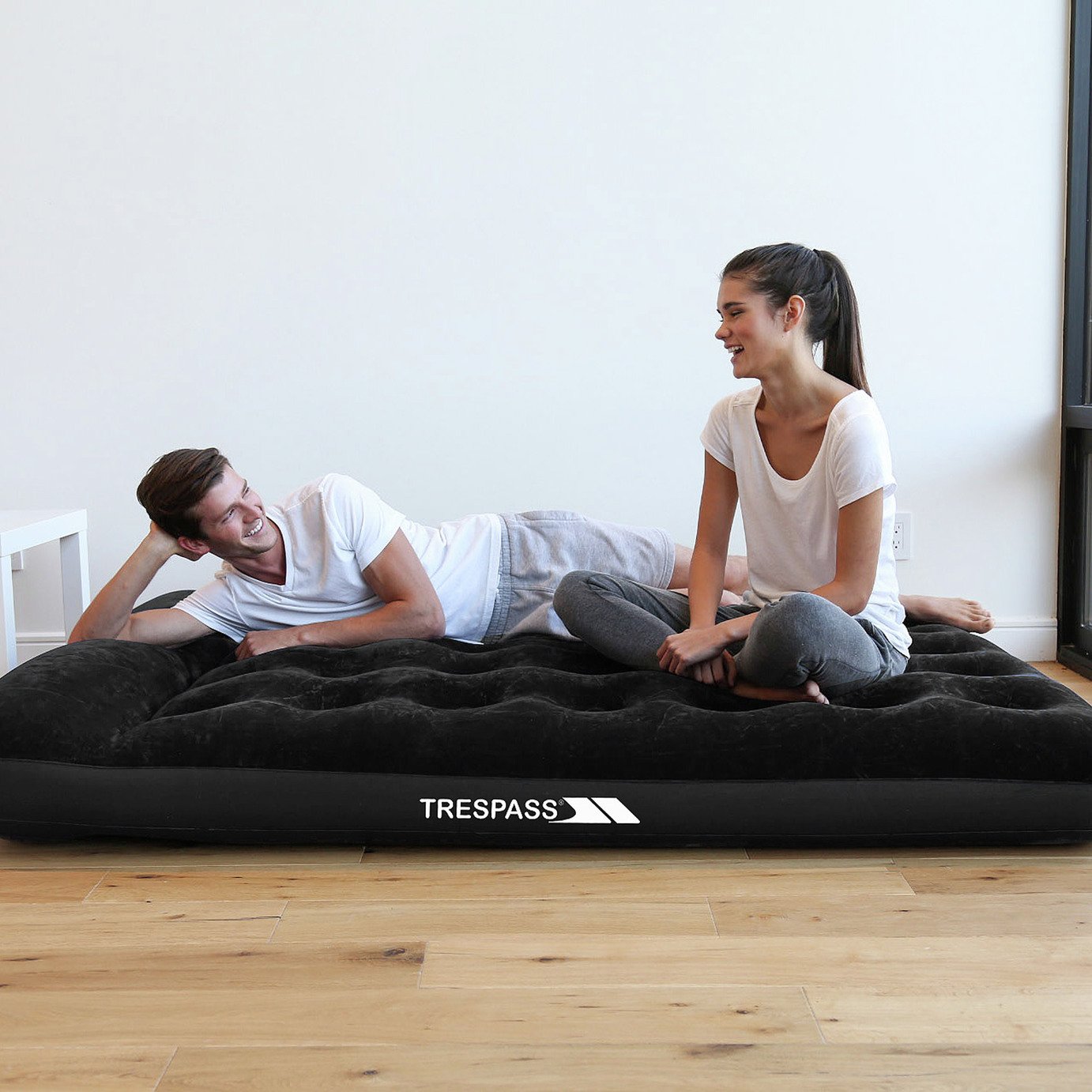 Trespass Double Flocked Air Bed with Foot Pump Reviews