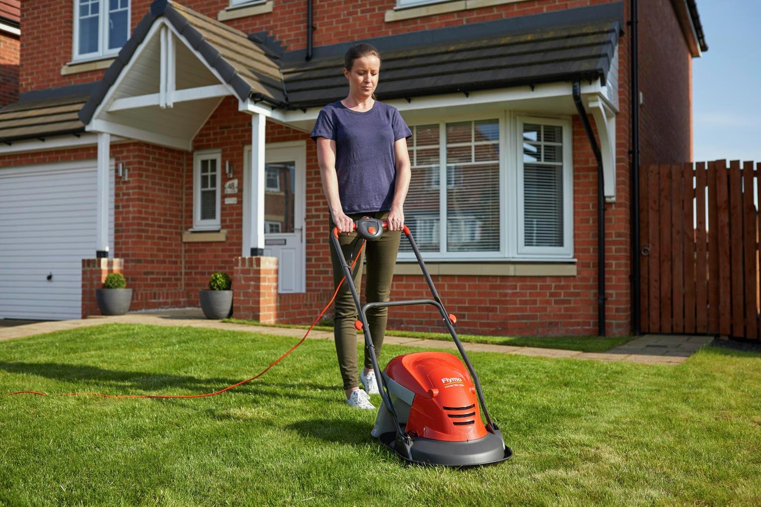 Flymo Hover Vac 250 25cm Collect Lawnmower Reviews