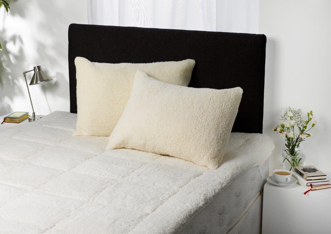 Downland Fluffy Fleece Pillow Reviews