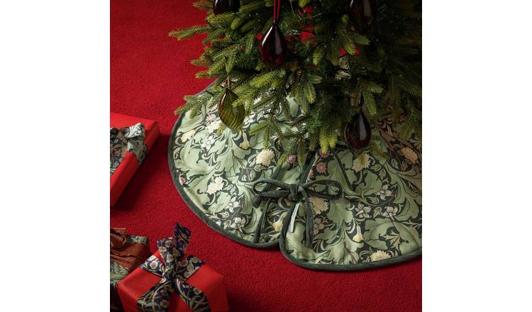 Habitat x Morris & Co. Botanical and Floral Motifs Christmas Tree Skirt