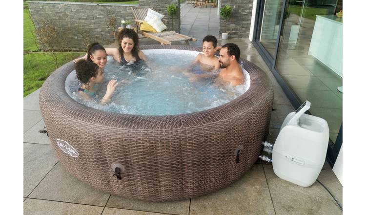 Lay-Z-Spa St Moritz 7 Person Hot Tub -Pick up Instore Only