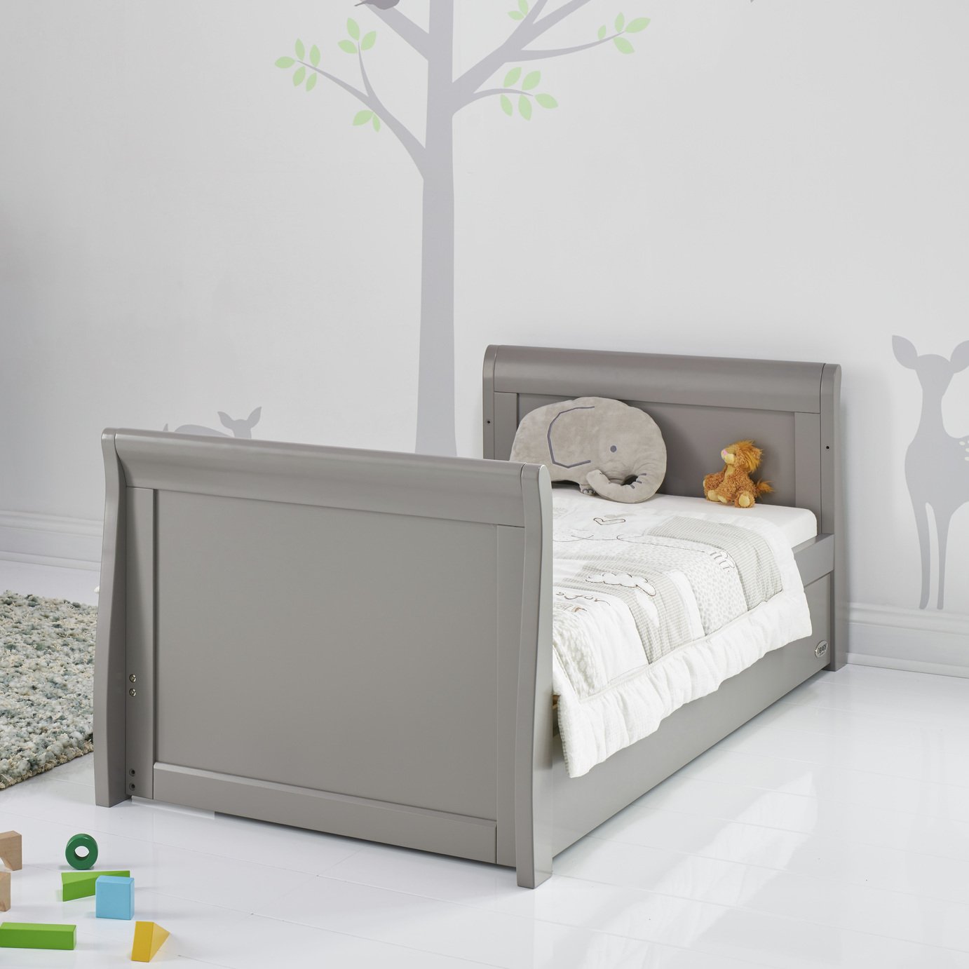 cot bed with drawer and changer on top