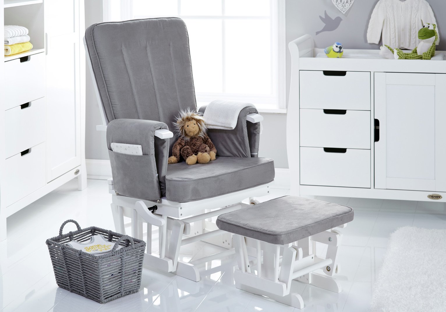 Obaby Deluxe Reclining Glider Chair and Stool Review