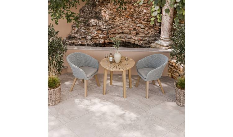 Royalcraft 2 Seater Round Wood Garden Roma Bistro Set - Natural Wood