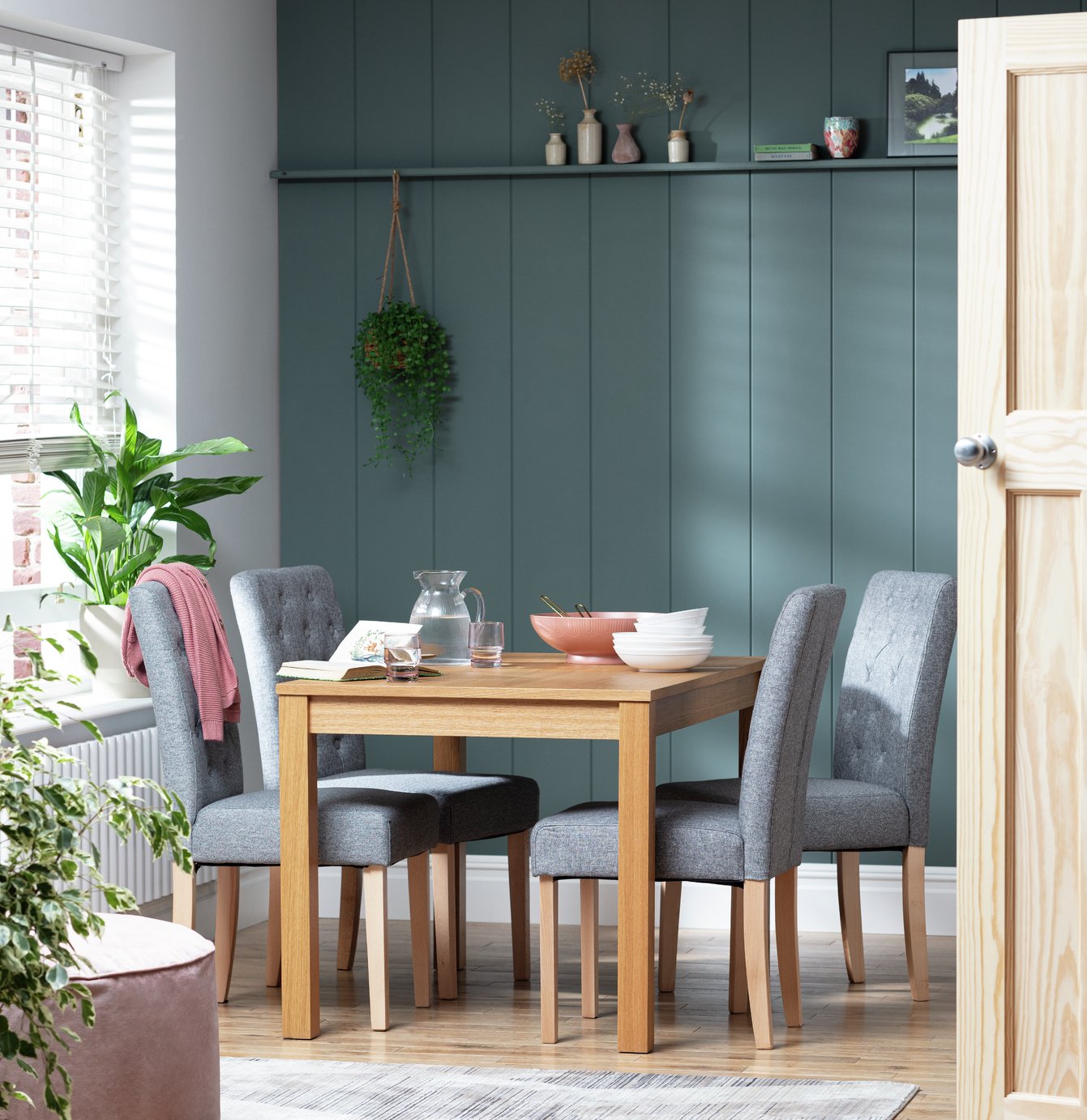 Argos Home Clifton Oak Veneer Table & 4 Button Chairs Review