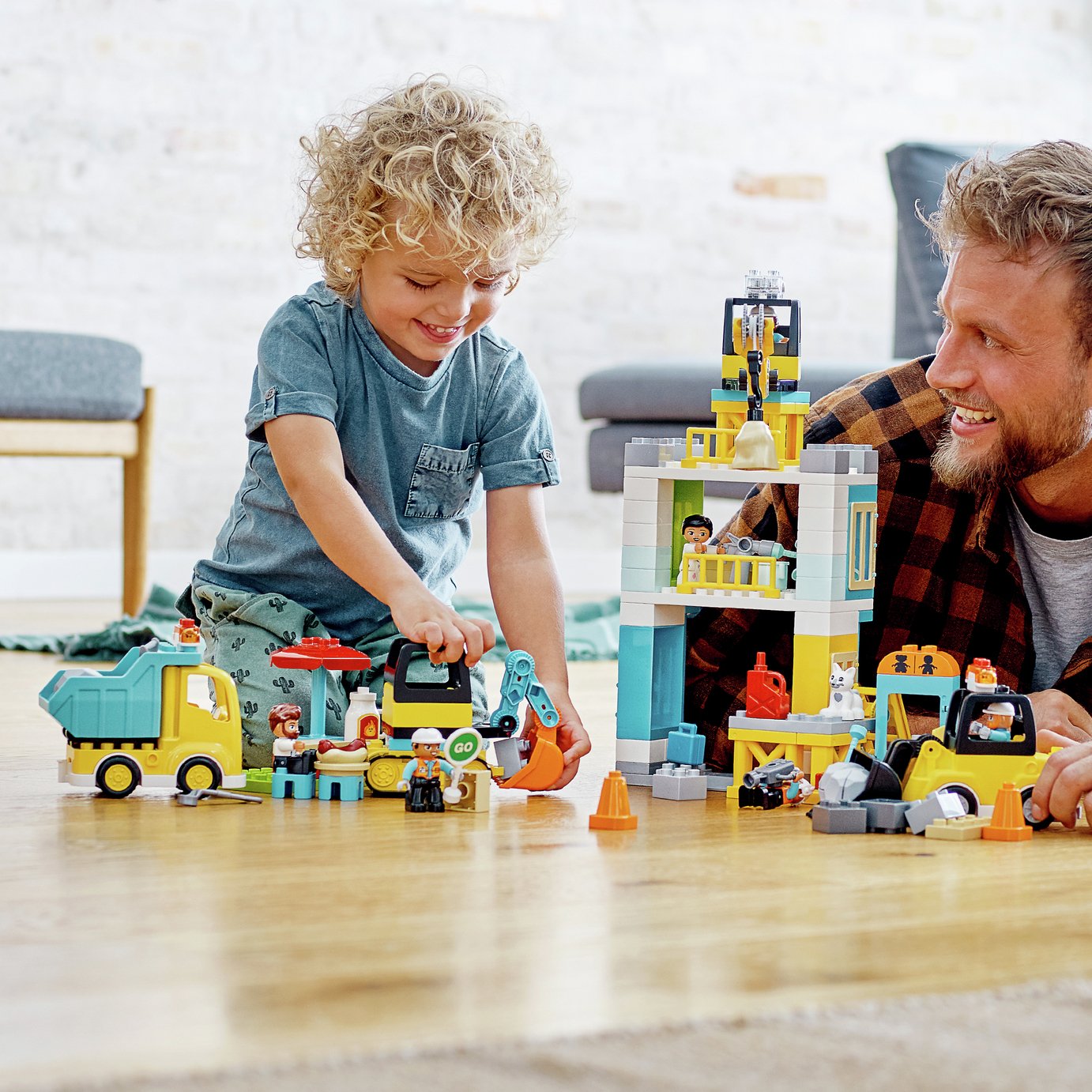 LEGO DUPLO Tower Crane & Construction Vehicle Review