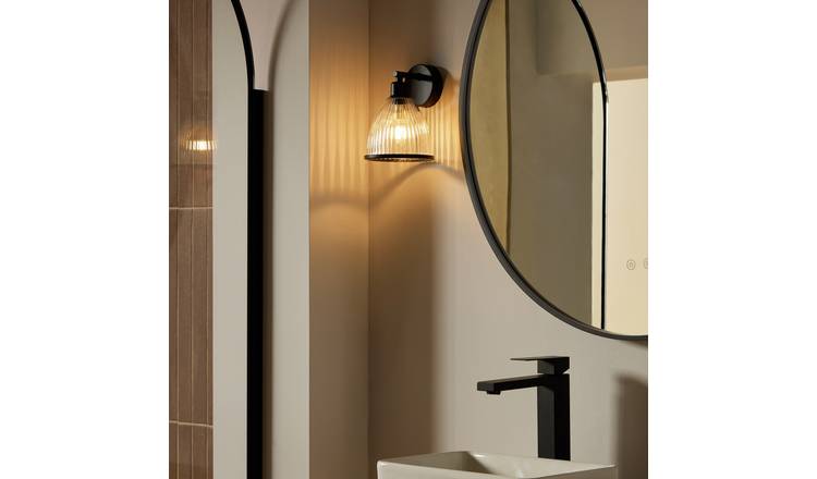 Argos Home Eumee Ribbed Glass Bathroom Wall Light - Black