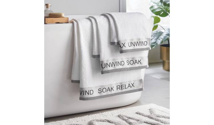 Catherine Lansfield Relax & Unwind 4 Piece Towel Bale - White