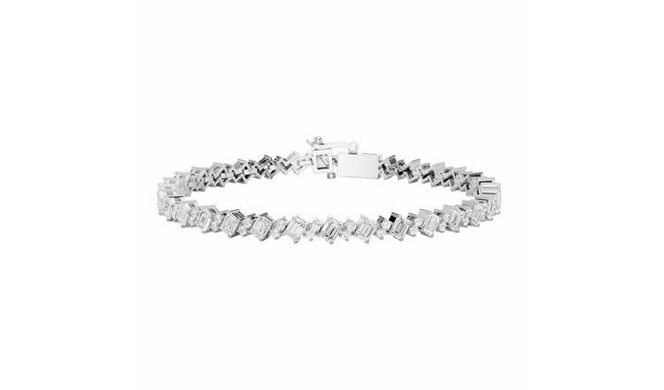 Pure Brilliance 9ct White Gold 5ct Diamond Emerald Cut Tennis Bracelet