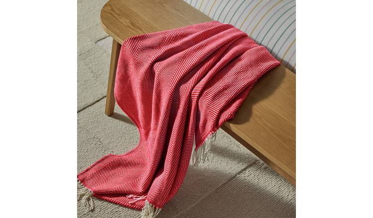 Habitat Herringbone Throw - Red - 150x125cm