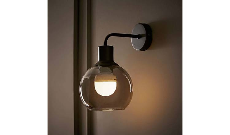 ValueLights Bellamy Metal LED Wall Light - Black