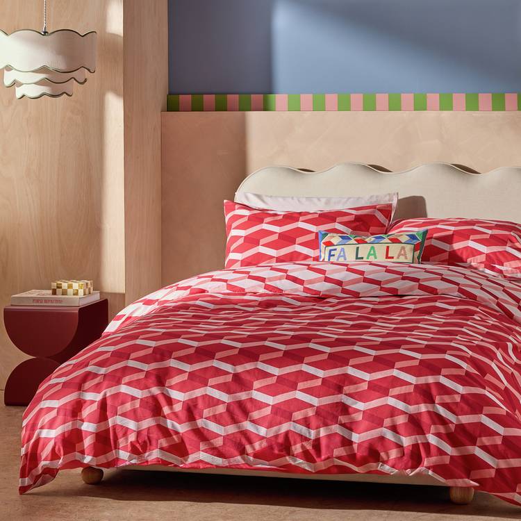 Habitat Cotton Christmas Geo Red Bedding Set - Superking 0