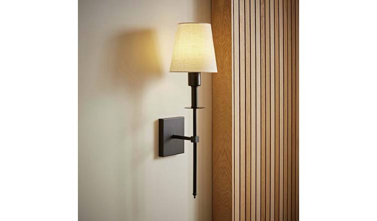 ValueLights Kincaid Metal LED Wall Light - Black