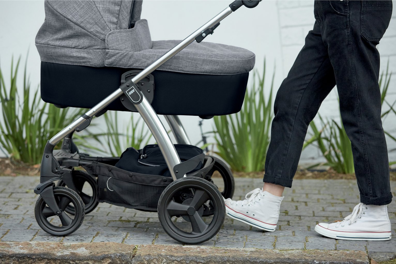 Mamas & Papas Sola Pushchair Review