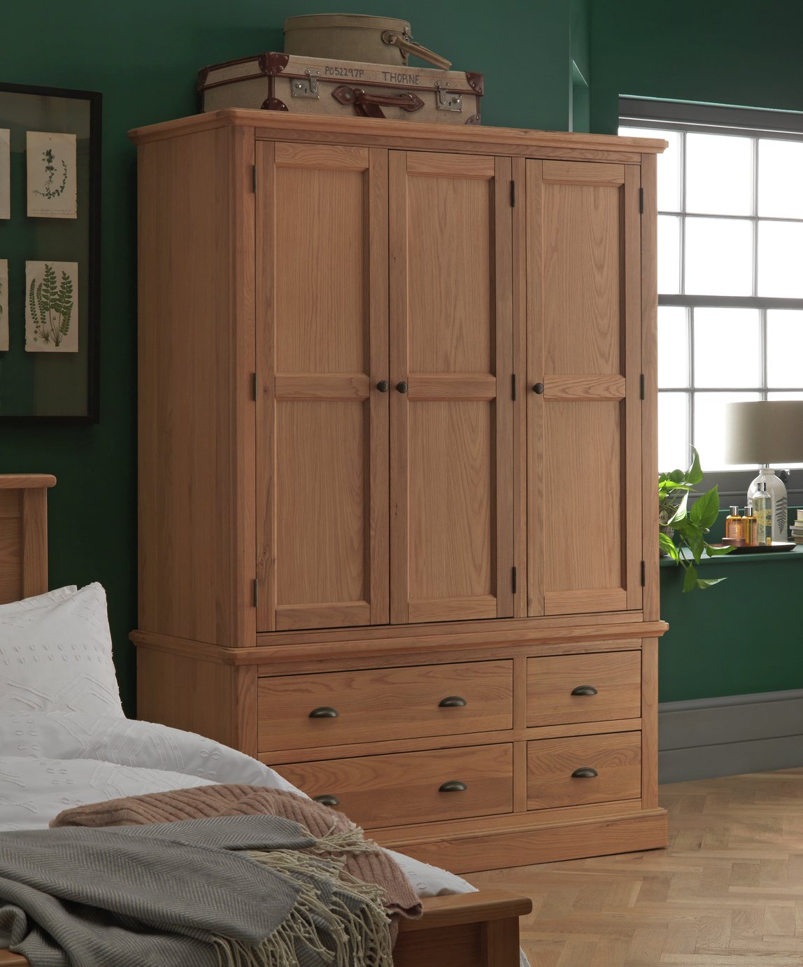 Argos Home Oakham Oak & Veneer 3 Door 4 Drawer Wardrobe Review