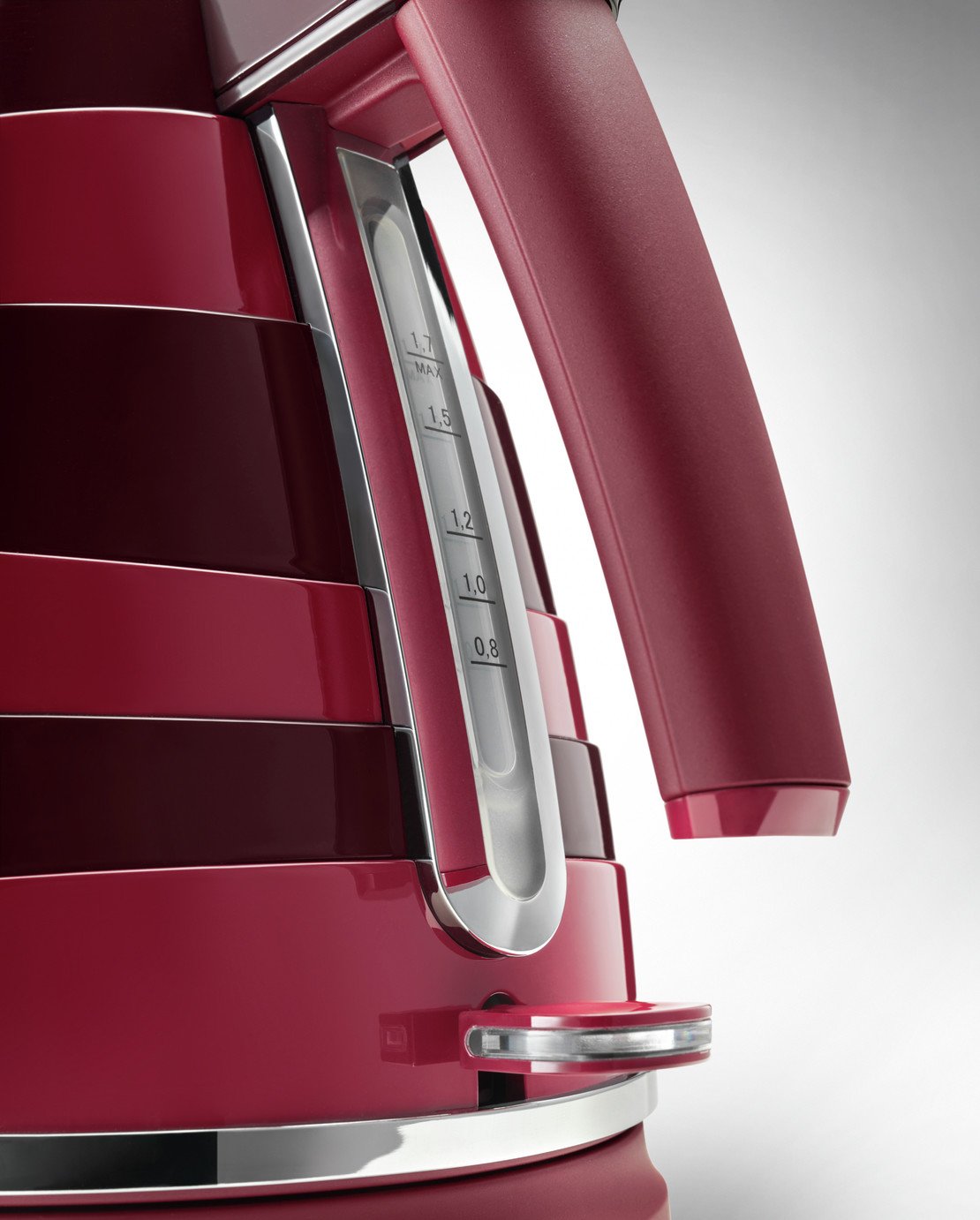 De'Longhi KBAC3001.R Avvolta Kettle Reviews