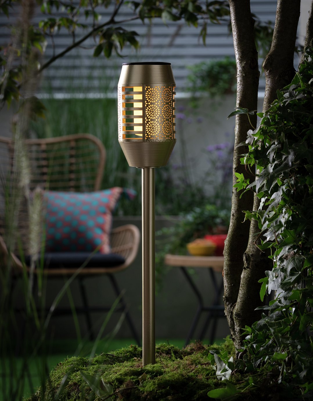 Garden by Sainsbury's Metal Dancing Flame Torch Solar Lights