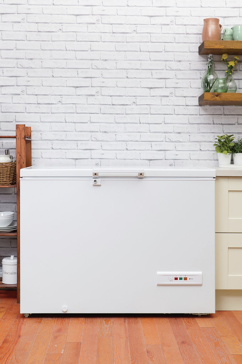 Indesit CS1A300HFA Chest Freezer Reviews