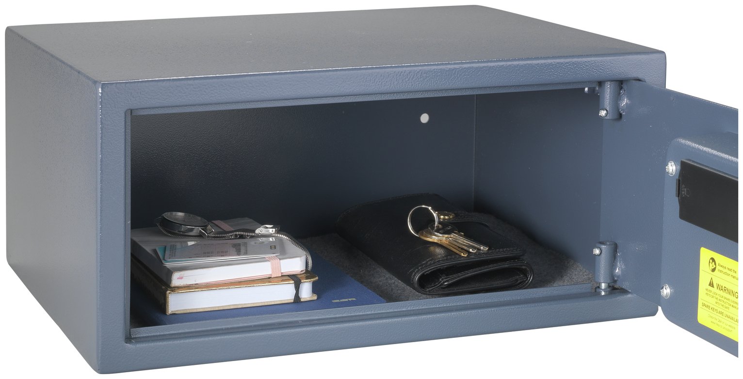 Argos Home A4 43cm Laptop Extra Wide Digital Safe Reviews