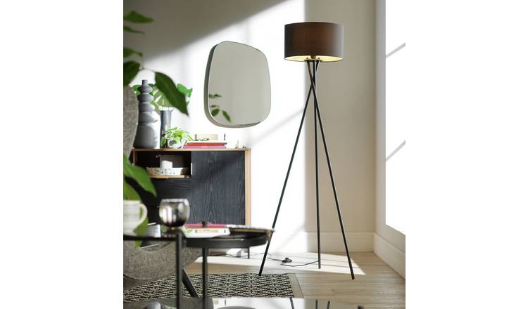 Tripod floor deals lamp black legs