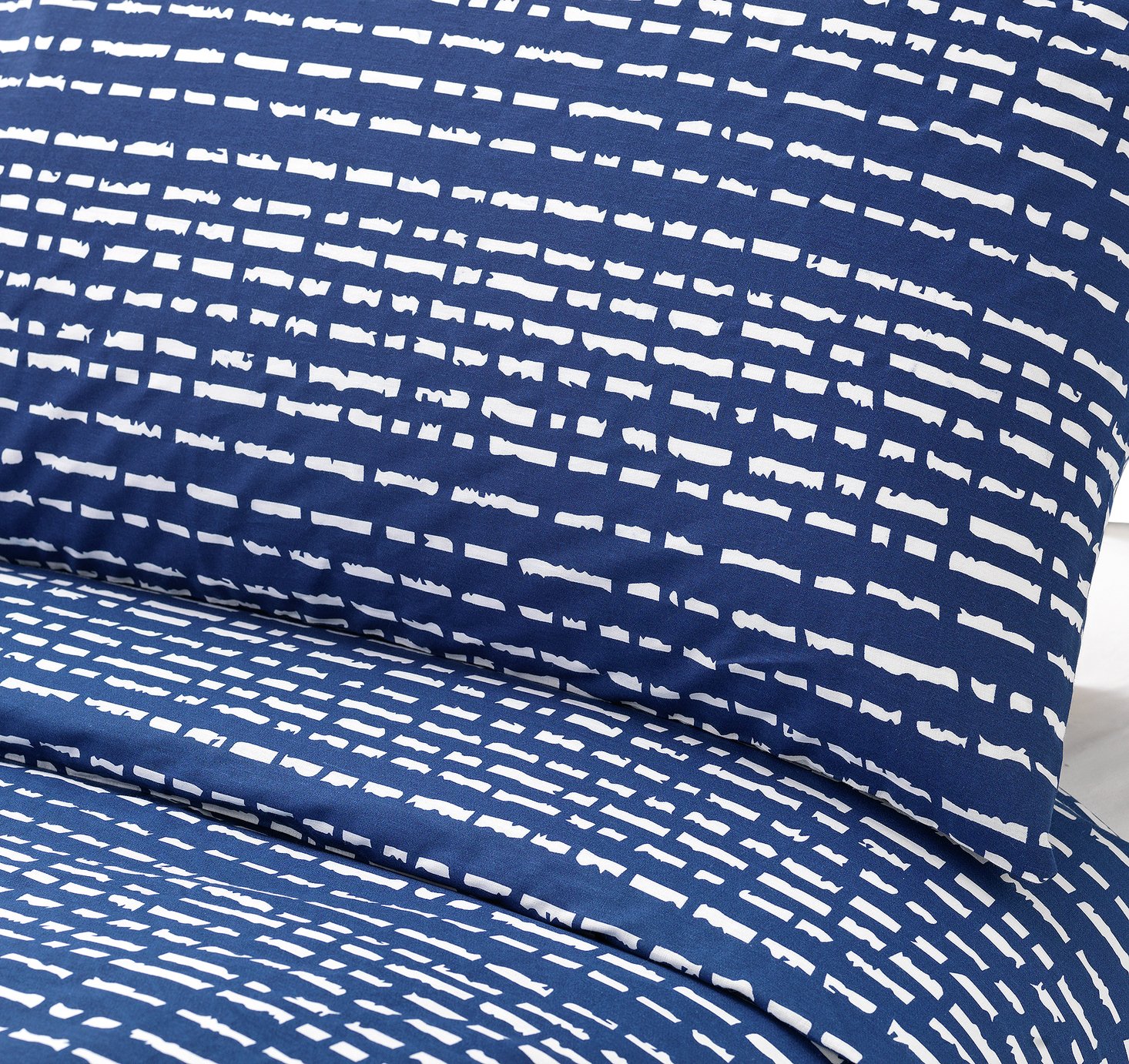 Argos Home Navy Dash Print Bedding Set Review