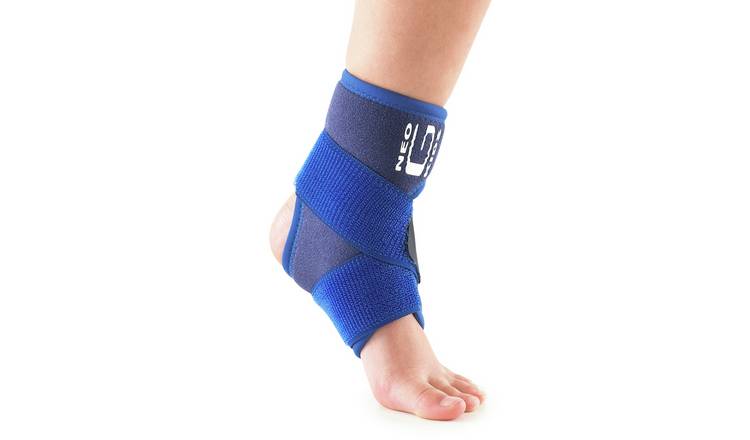 Neo G Ankle Support with Figure of 8 Strap // How to Apply Guide