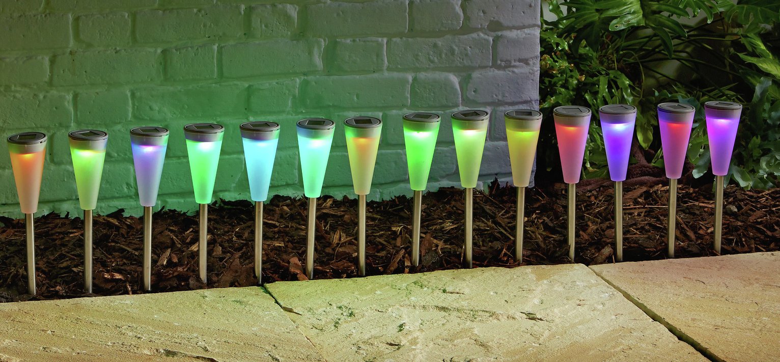 Garden by Sainsbury's Set of 18 Colour Change Solar Lights