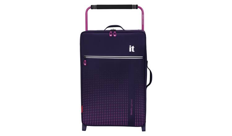 it Luggage World's Lightest Medium 2 Wheel Soft Suitcase